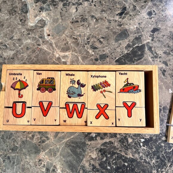 Wooden Alphabet Puzzle Pictures Storage Box Kids Educational Toy Melissa & Doug? - Picture 5 of 13